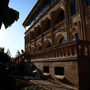 Turabdin Hotel